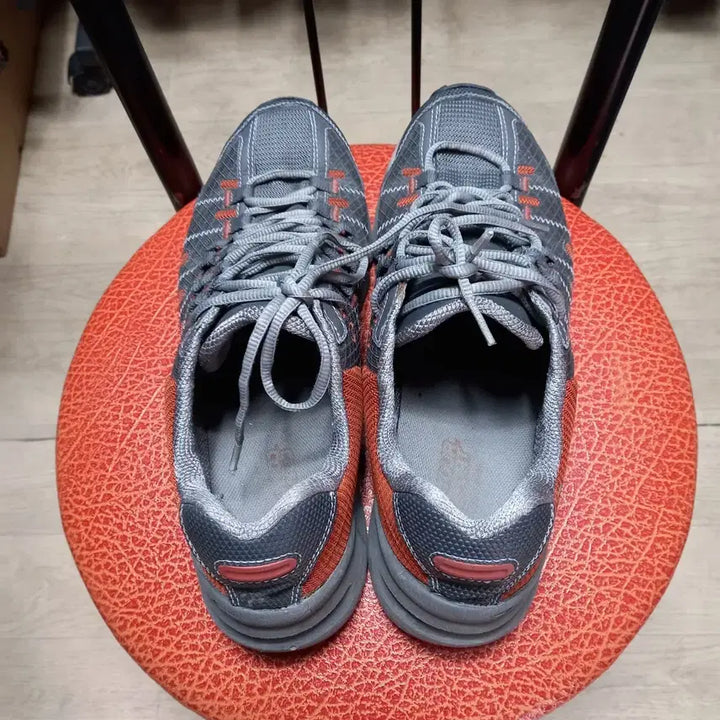 [BUNJANG] Columbia Gray/Orange Hiking Boots / 컬럼비아 회색/오렌지 운동화