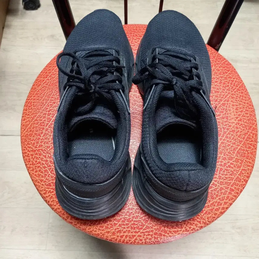 [BUNJANG] Adidas Black Sneakers 270 / 아디다스 검정색 운동화 270