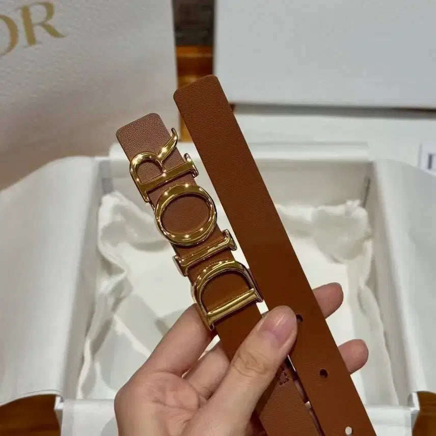 [BUNJANG] 디올 로고 알파벳 버클 여성 브라운 벨트 100 (폭 2.0cm) / 디올 로고 알파벳 버클 여성 브라운 벨트 100 (폭 2.0cm)
