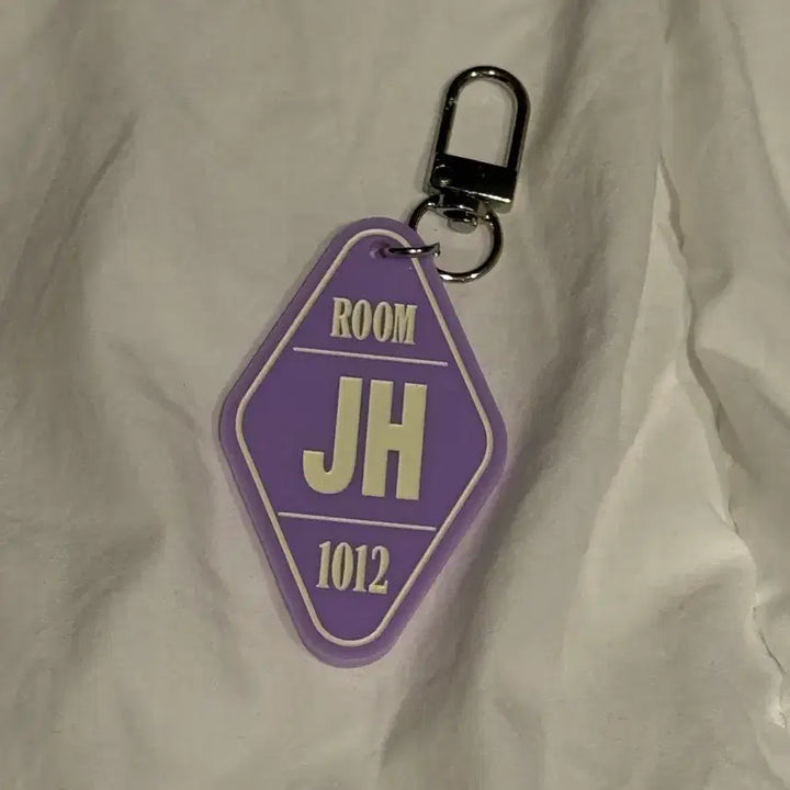 [BUNJANG] 8Room Jongho Keyring / 8룸 에잇룸 종호 키링