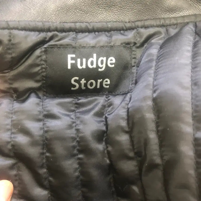 [BUNJANG] LafargeStore Buffing Leather Single Rider Jacket L / 라퍼지스토어 버핑레더 싱글라이더자켓 L 100