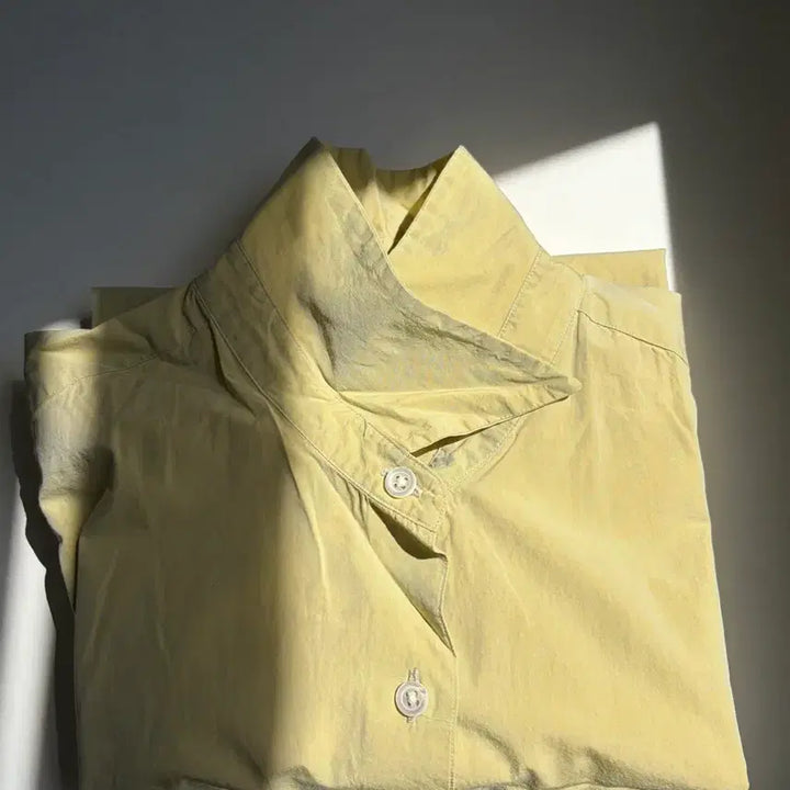 [BUNJANG] Margaret Howell Lime Green Silk Shirt / 마가렛호웰 margaret howell 라임 그린 셔츠