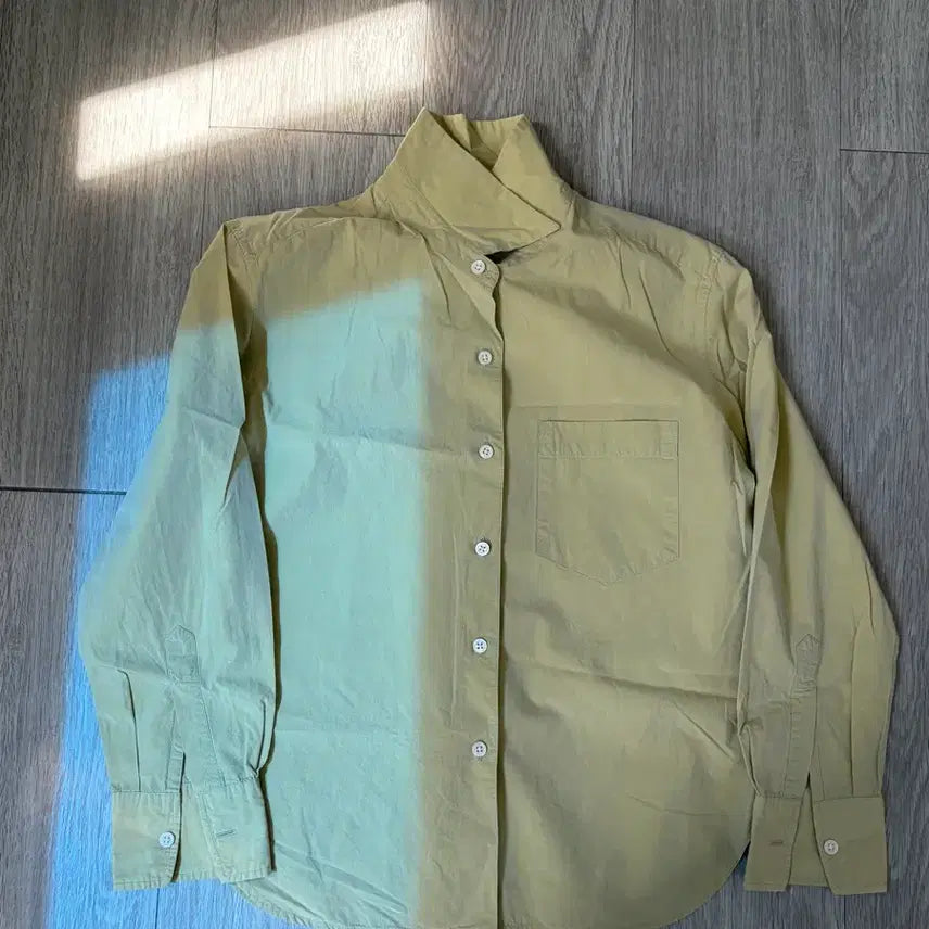 [BUNJANG] Margaret Howell Lime Green Silk Shirt / 마가렛호웰 margaret howell 라임 그린 셔츠
