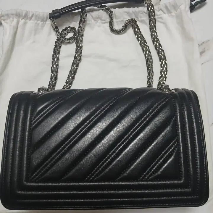 [BUNJANG] Couronne Lambskin Chain Bag / 쿠론- 양가죽 체인백