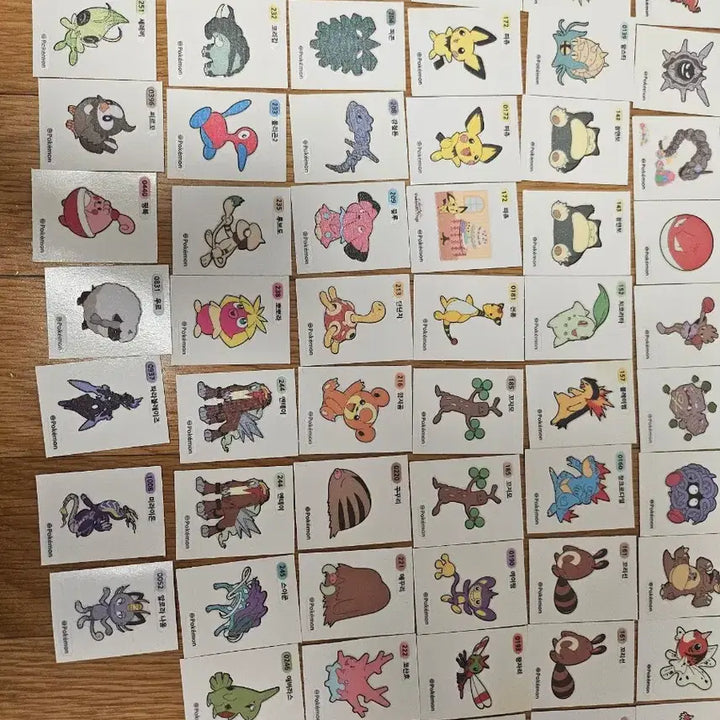 [BUNJANG] Pokemon Bread Stickers Bundle / (가격제시O)포켓몬 빵 띠부띠부씰 다수