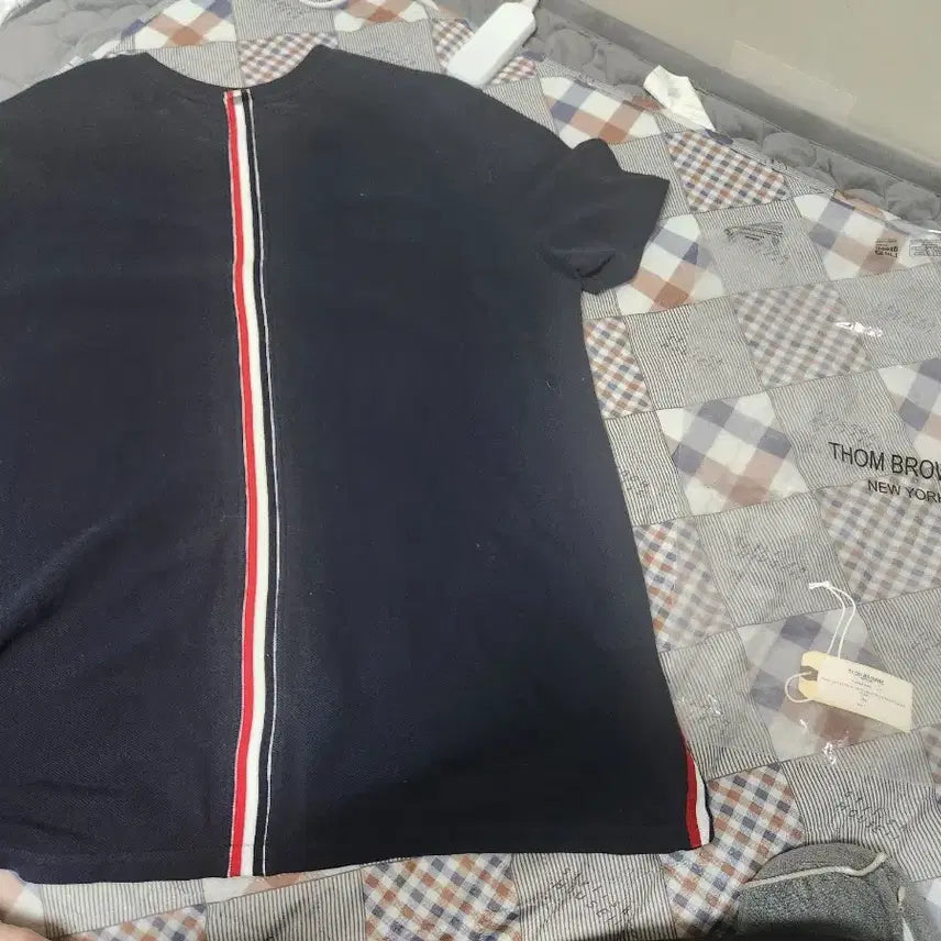 [BUNJANG] Thom Browne Navy Centerback Short-Sleeve T-Shirt Size 5 / 톰브라운 네이비 센터백 반팔 티 5