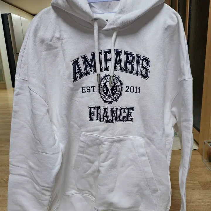 [BUNJANG] Amiparis White Logo Hoodie / 아미파리스 화이트 로고 후드티
