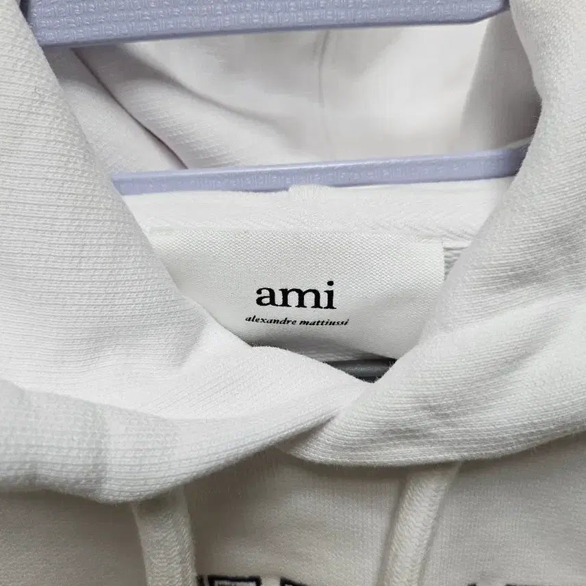 [BUNJANG] Amiparis White Logo Hoodie / 아미파리스 화이트 로고 후드티