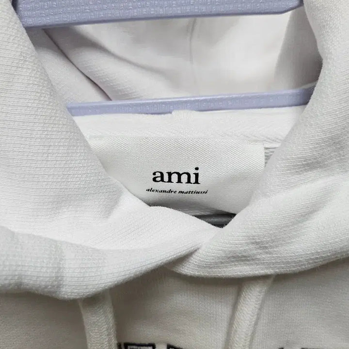[BUNJANG] Amiparis White Logo Hoodie / 아미파리스 화이트 로고 후드티