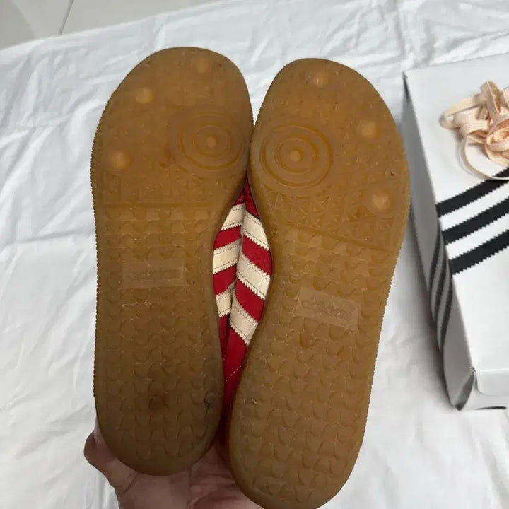[BUNJANG] Adidas Samba Wales Bonner Collegiate Orange Sneakers / 아디다스 삼바 웨일즈보너 컬리지에이트 오렌지 260