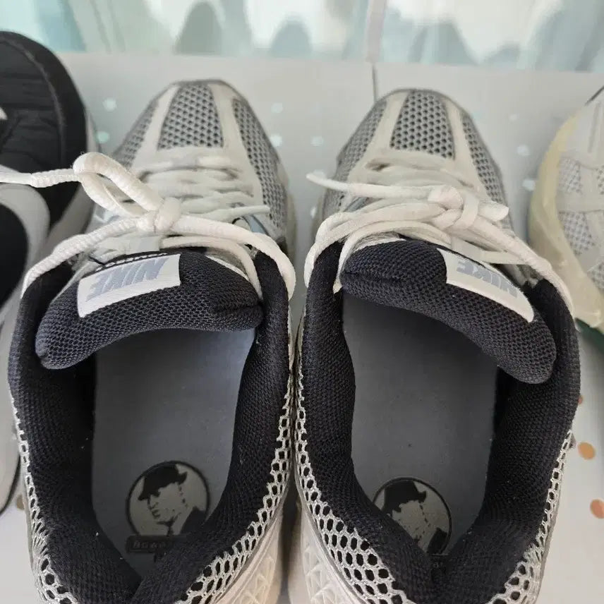 [BUNJANG] Nike Zoom Vomero Sneakers / 나이키 줌 보메로  235