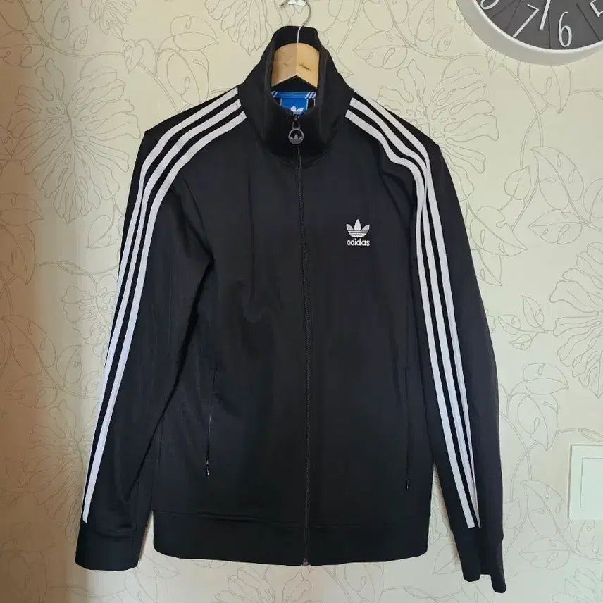 [BUNJANG] Adidas Europa Track Top (Size 100) / 아디다스 유로파 블랙 트랙탑 100