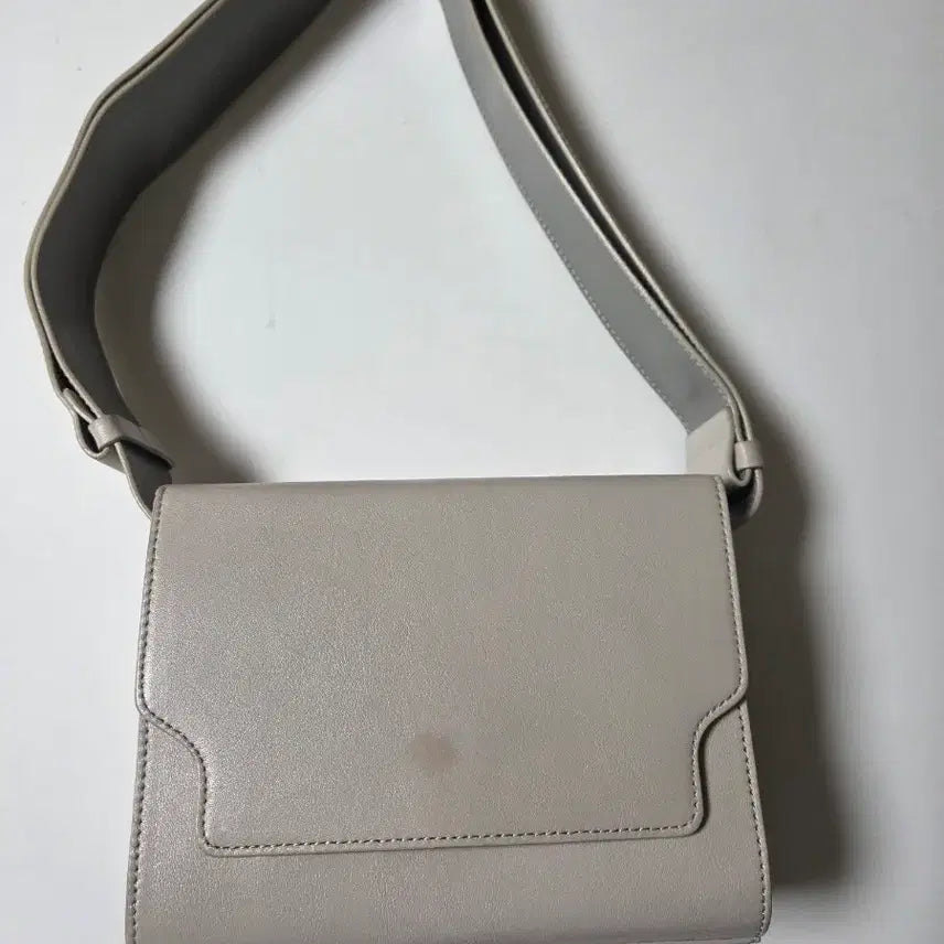 [BUNJANG] Margesherwood Shoulder Bag / 마지셔우드 가방