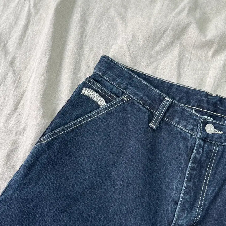 [BUNJANG] Weekenders Embroidered Dark Wash Denim Pants L / 위캔더스 자수 진청 데님팬츠 L