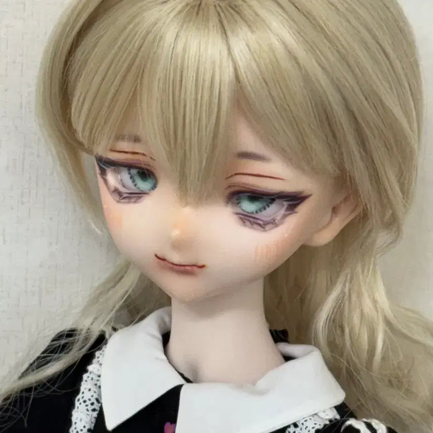 [BUNJANG] MDD DDH Semi-White Doll Head / Mdd ddh 돌피드림 세미화이트 헤드 구체관절인형