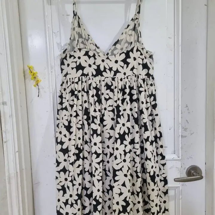 [BUNJANG] Cotton Floral Long Dress / 여름 디자인이쁜  바스락 면 롱원피스. 66까지