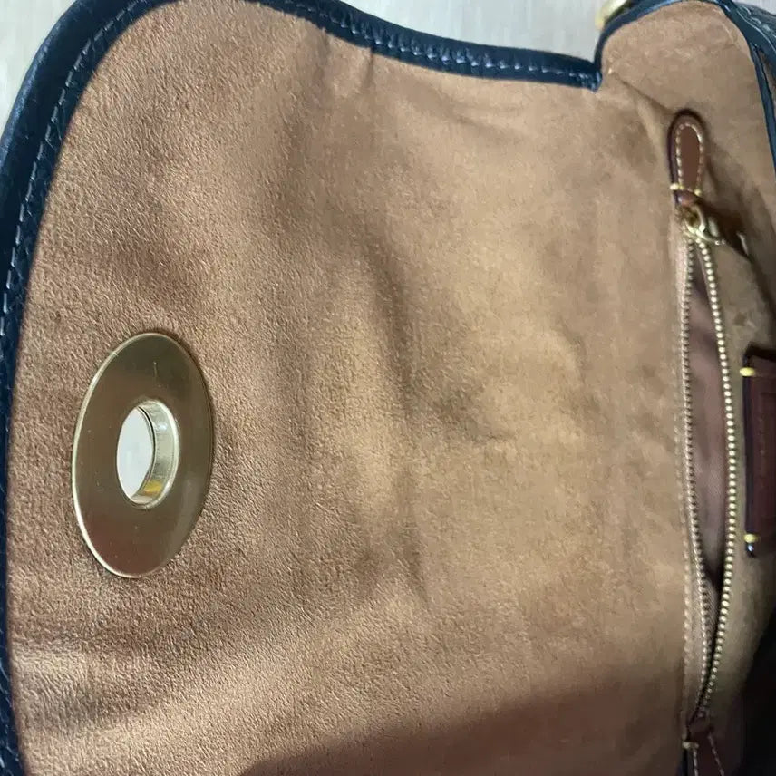 [BUNJANG] Coach Willow Leather Saddle Bag / 코치 윌로우 새들백