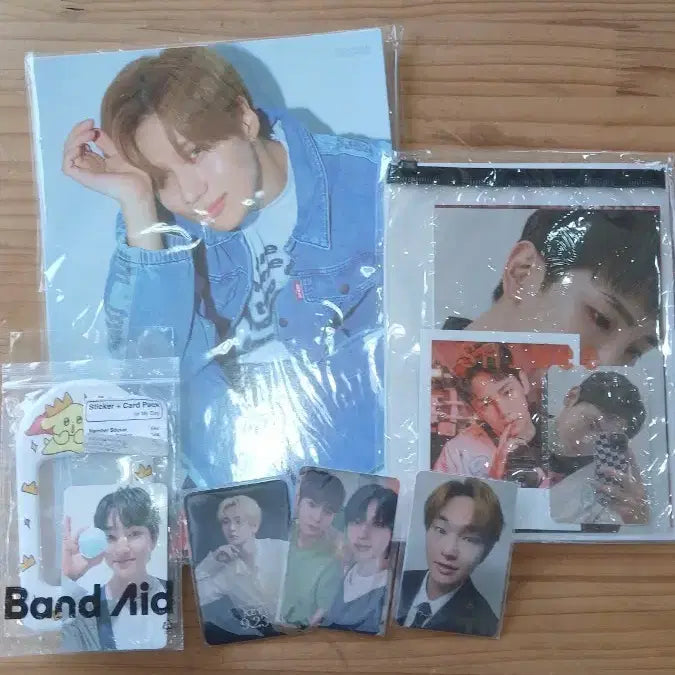 [BUNJANG] Unspecified K-Pop Photocard Bundle Set / 포토카드 굿즈 세트  애들모으던것인데 일괄판매