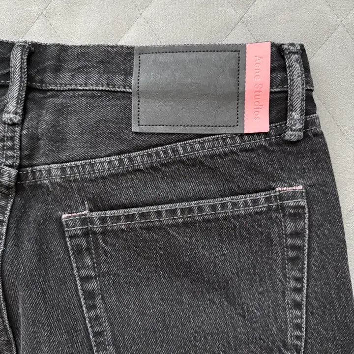 [BUNJANG] Acne Studios 1996 Used Black Denim Pants / 아크네 스튜디오 1996 유즈드 블랙 데님 팬츠  31x32