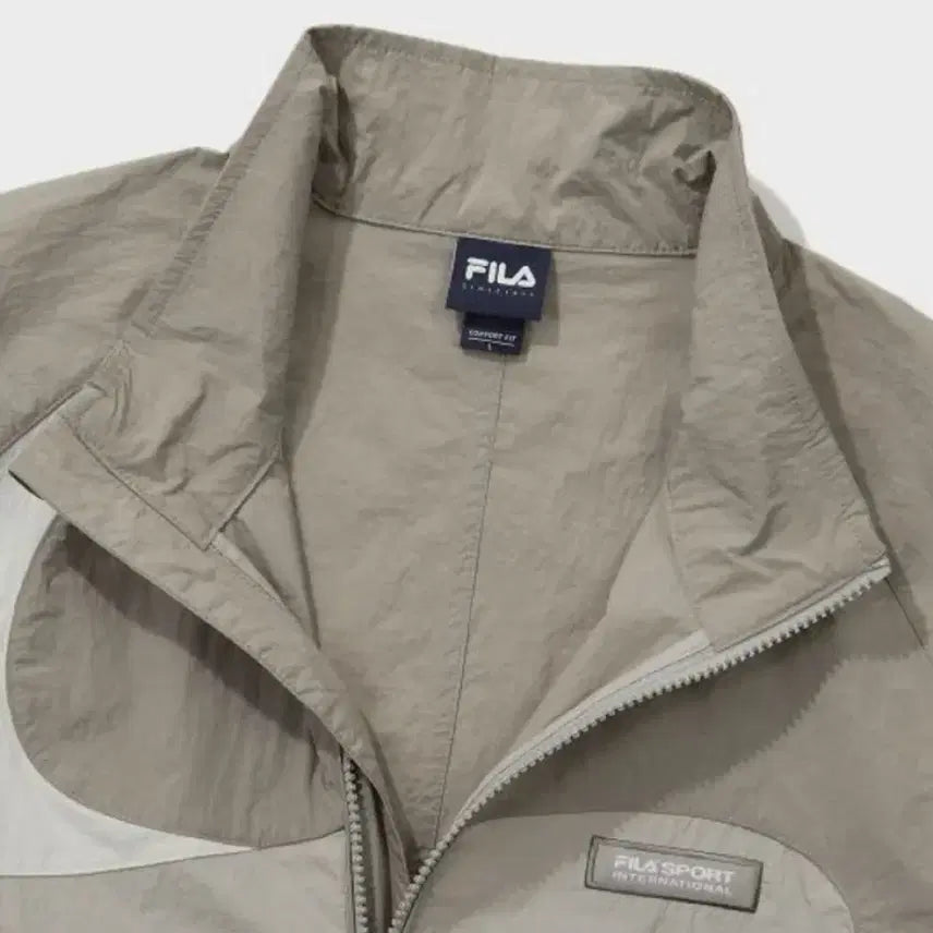 [SOLD OUT] 휠라 바람막이 남녀공용 100 L