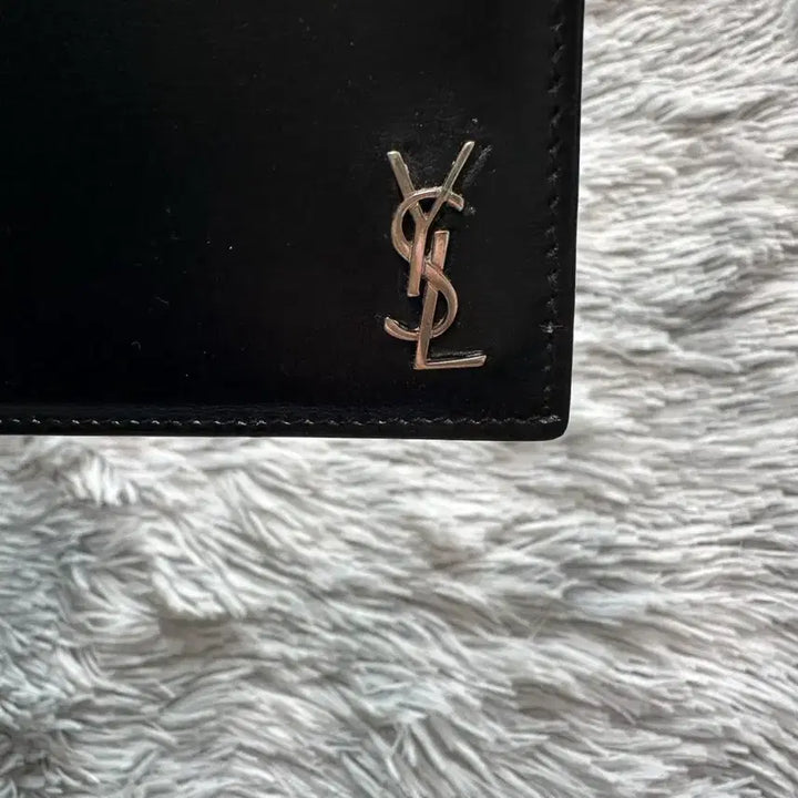 [BUNJANG] Saint Laurent Tiny Monogram Card Holder / 입생로랑 생로랑 타이니 모노그램 카드지갑 (정품)