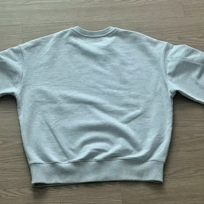 [BUNJANG] Kuwor Melange Grey Wavy Line Sweatshirt Size S / [s] 쿠어 스웻셔츠 (화이트멜란지)