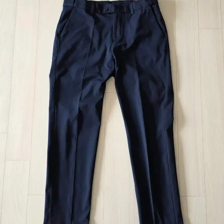 [BUNJANG] HUIZ HOMME Hidden Banding Slacks (Size M/30) / 휴아이지옴므 히든밴딩 슬랙스 M(30)