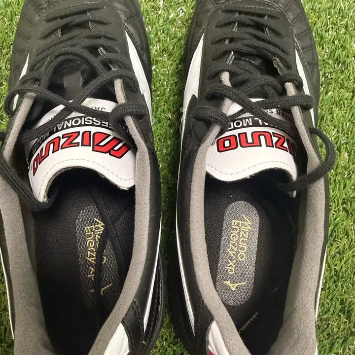 [BUNJANG] Mizuno Morelia Sala Japan (250) Indoor Soccer Shoes / 미즈노 모렐리아 살라 japan(250)