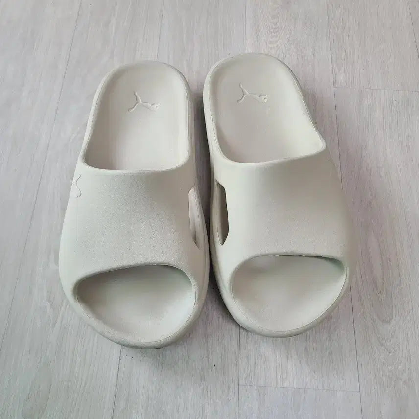 [BUNJANG] Puma Suede Mayu Slip-on Beige Slippers / 푸마 시부이캣 슬리퍼 베이지 240