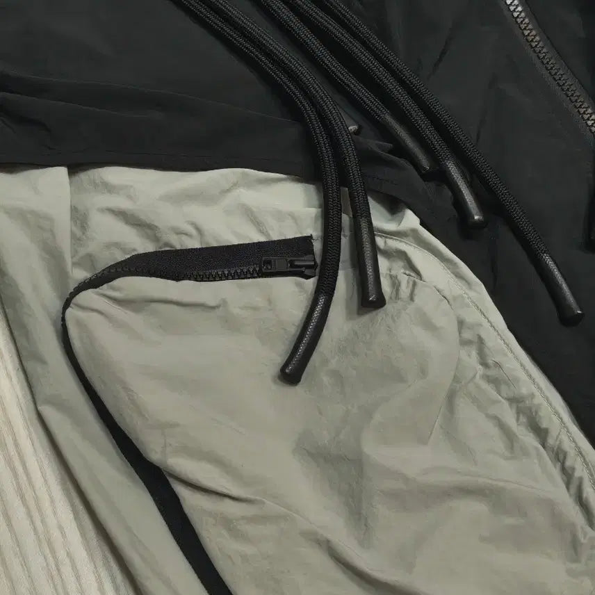 [BUNJANG] Graffeakers Western Windbreaker Jacket / 그래피커스 웨스턴 바람막이 자켓