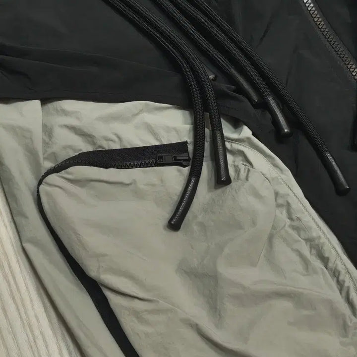 [BUNJANG] Graffeakers Western Windbreaker Jacket / 그래피커스 웨스턴 바람막이 자켓
