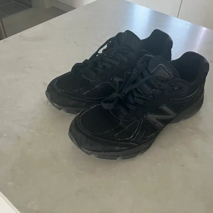 [BUNJANG] New Balance 990 v4 Black Sneakers / 뉴발란스 990 v4 블랙