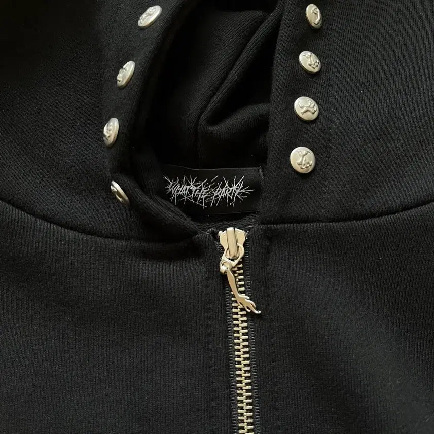 [BUNJANG] What The Party Hoodie Zip-up / 왓더파티 후드집업 새상품 판매