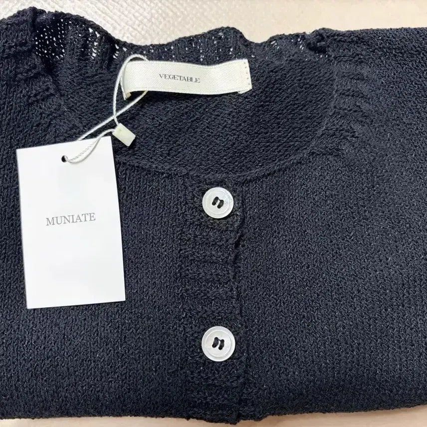 [BUNJANG] Vegetable Amelie Crop Cardigan Black / (새상품,블랙) 베지터블 아멜리 크롭 가디건