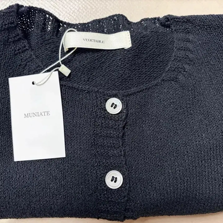 [BUNJANG] Vegetable Amelie Crop Cardigan Black / (새상품,블랙) 베지터블 아멜리 크롭 가디건