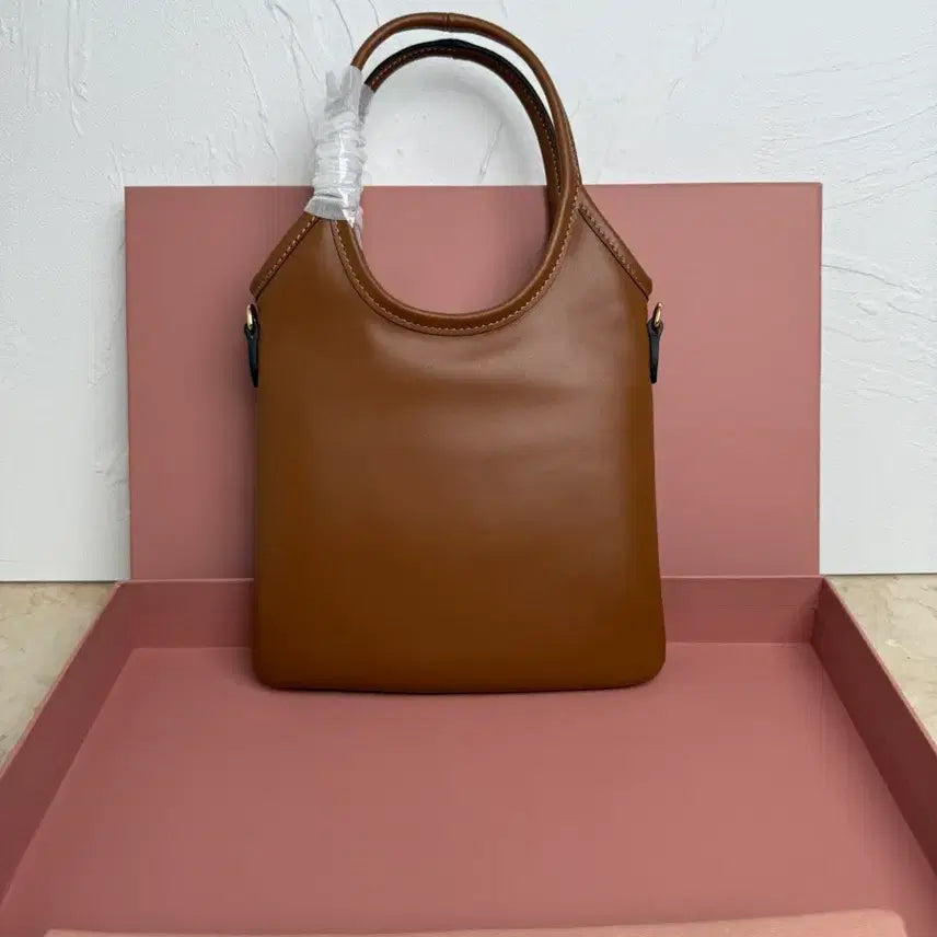 [BUNJANG] Miu Miu Ivy Leather Tote Bag / 미우미우 아이비 가죽 토트백
