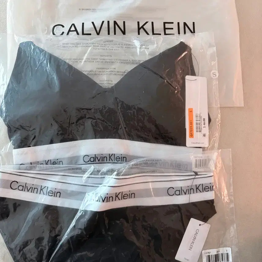 [BUNJANG] Calvin Klein Bralette Set (S) - New / ck여성 브라렛 셋트S 새상품