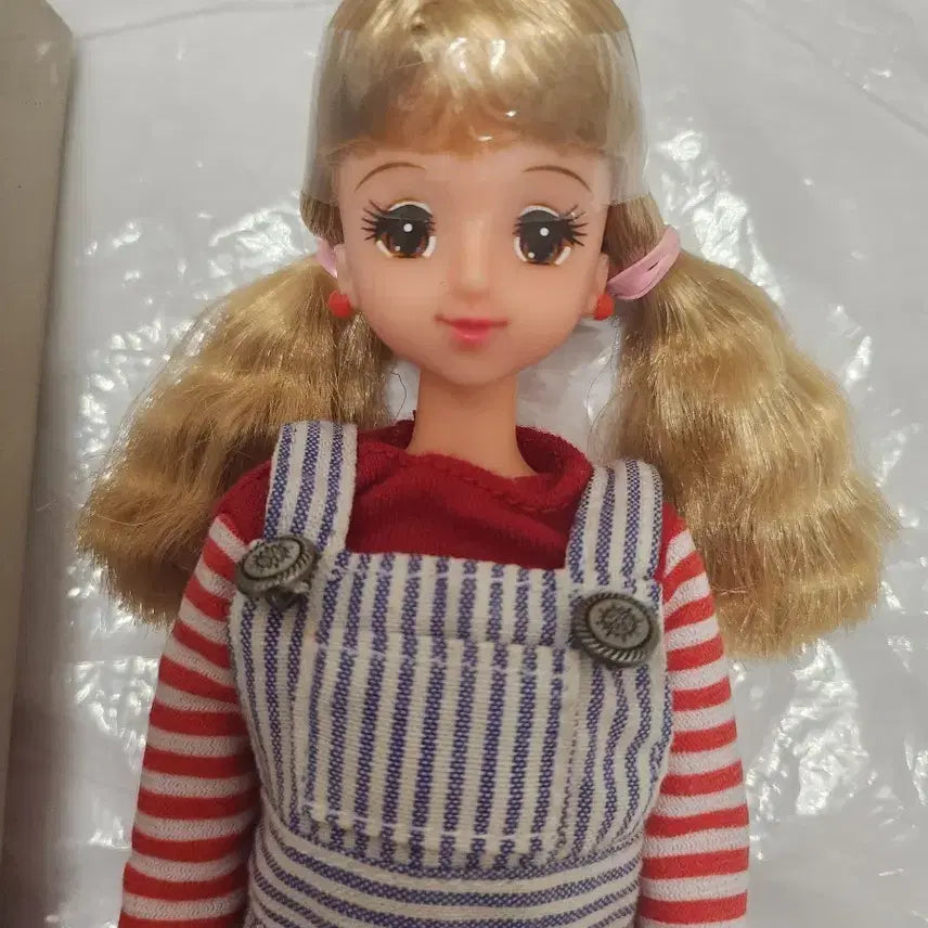 [SOLD OUT] 다카라 아웃도어 제니인형