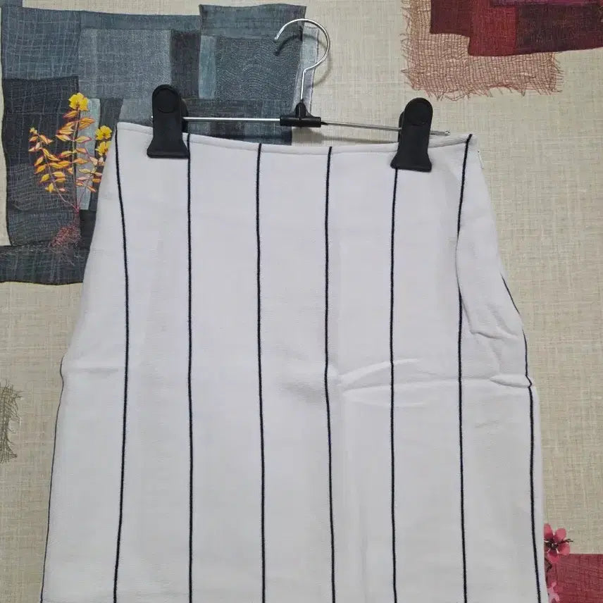 [BUNJANG] Stylenanda Striped Mini Skirt Navy / 스타일난다 스트라이프 네이비 미니 스커트