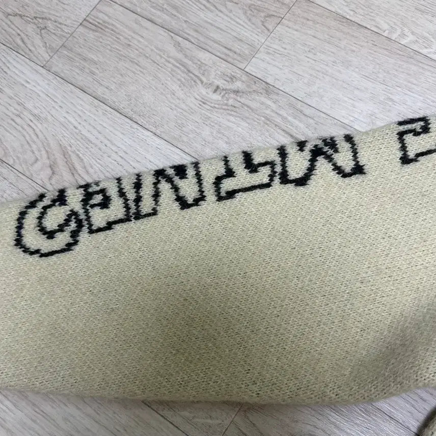 [SOLD OUT] 2nd ARCHIVE 레터링 니트