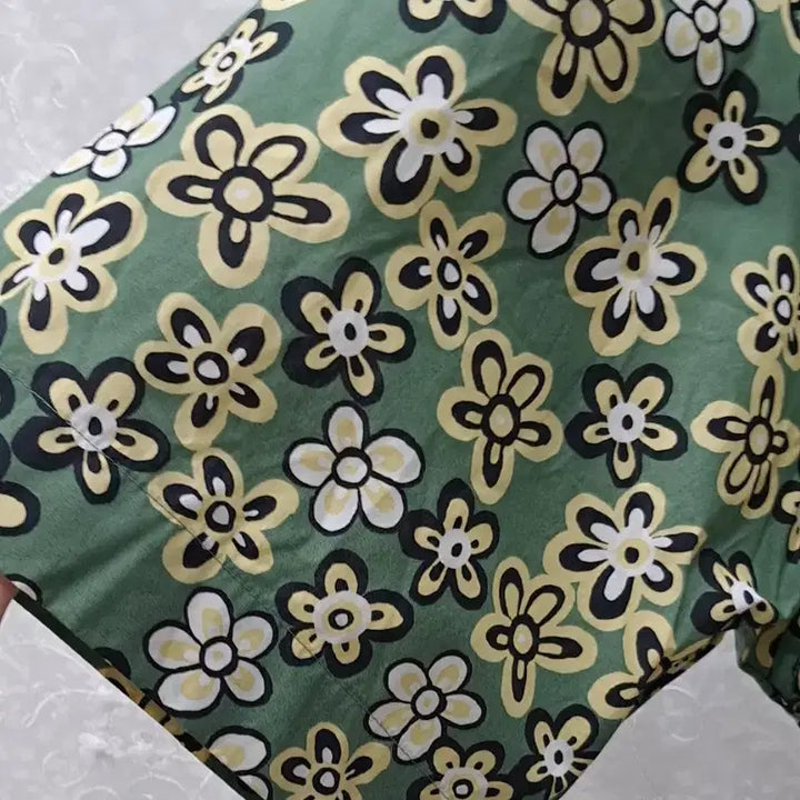 [BUNJANG] Marni Uniqlo Flower Shirt 100 / 마르니  유니클로 플라워셔츠  100