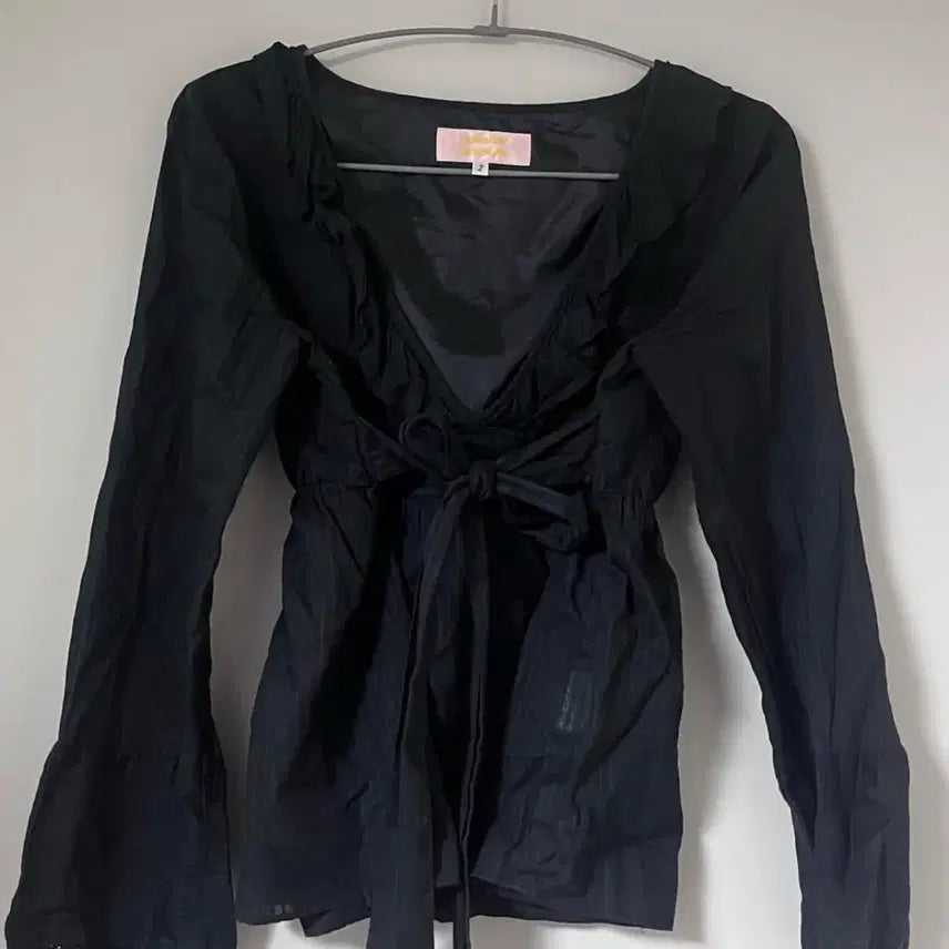[BUNJANG] Layered Ruffle Top Blouse - Black / 레이어드 러플 탑 블라우스 블랙 공겜여주 고스 고딕