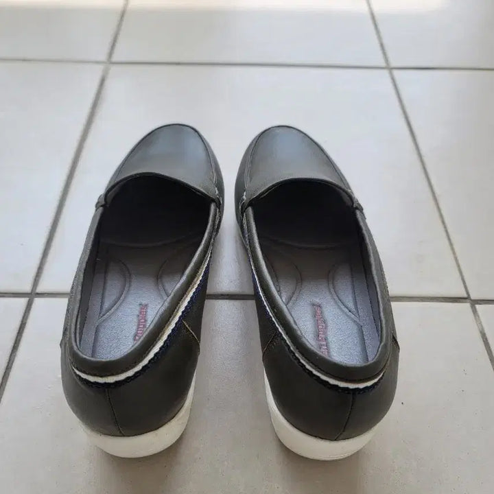 [BUNJANG] Hush Puppies Leather Loafers Size 245 / [245]허쉬파피 가죽로퍼