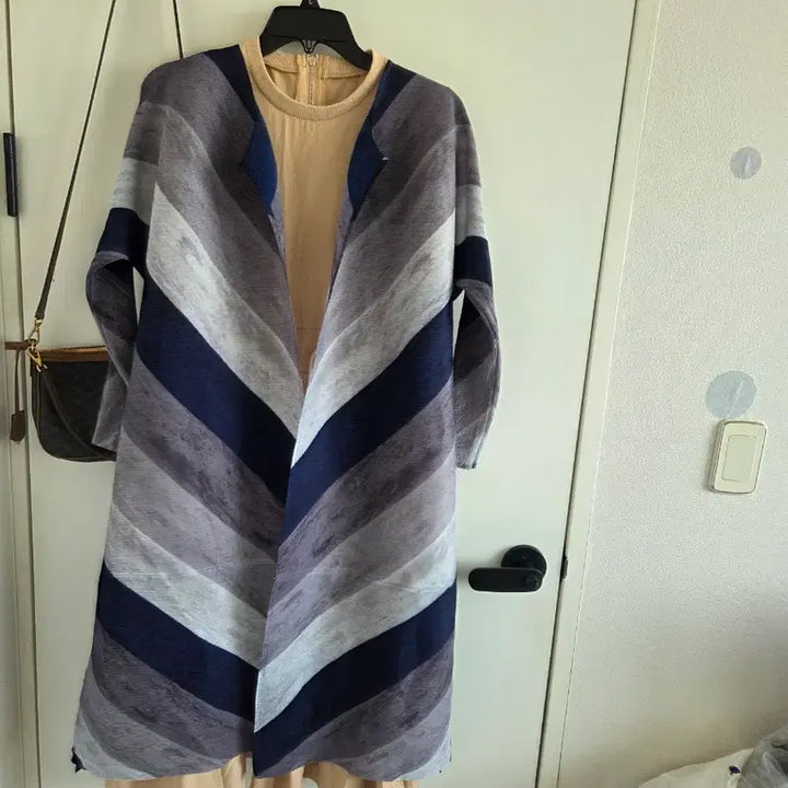 [BUNJANG] Pleated Long Cardigan Outerwear / 플리츠  롱 가디건 겉옷