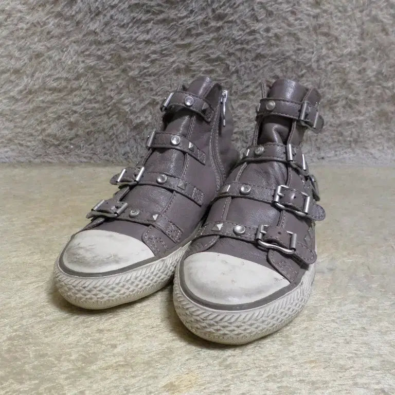 [BUNJANG] Bettyboom Vintage Ash Jenial Gray Wedge Sneakers / 베티붐구제 230 아쉬 제니얼 그레이 웨지 운동화 중고 신발