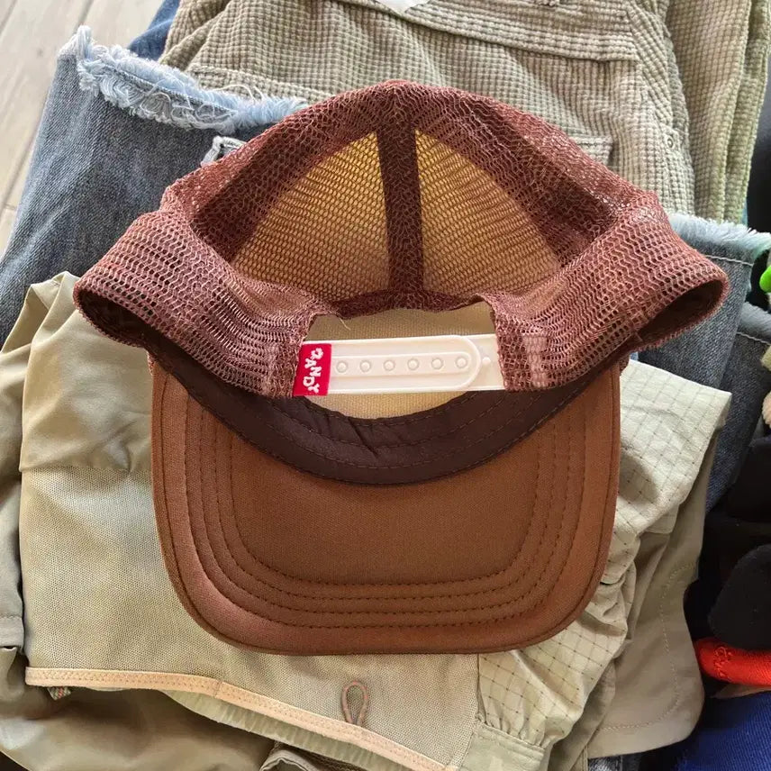 [BUNJANG] Bandi The Pink Trucker Cap / 반디더핑크 트러커 캡