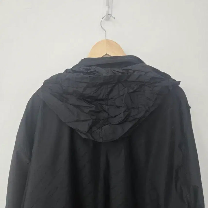 [BUNJANG] Balenciaga Pattern Logo Oversized Windbreaker XS / 발렌시아가 바람막이 패턴로고 오버핏 XS