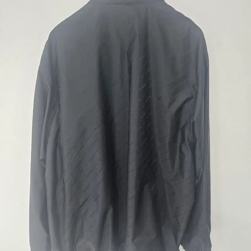 [BUNJANG] Balenciaga Pattern Logo Oversized Windbreaker XS / 발렌시아가 바람막이 패턴로고 오버핏 XS