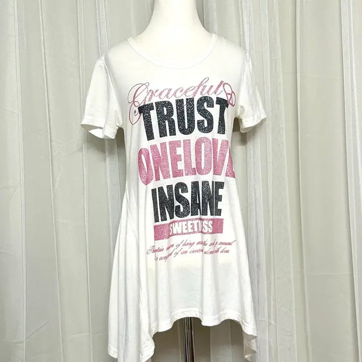 [BUNJANG] Chu xxx Glitter Printing Asymmetrical Top / Chu xxx 글리터 프린팅 언발 탑