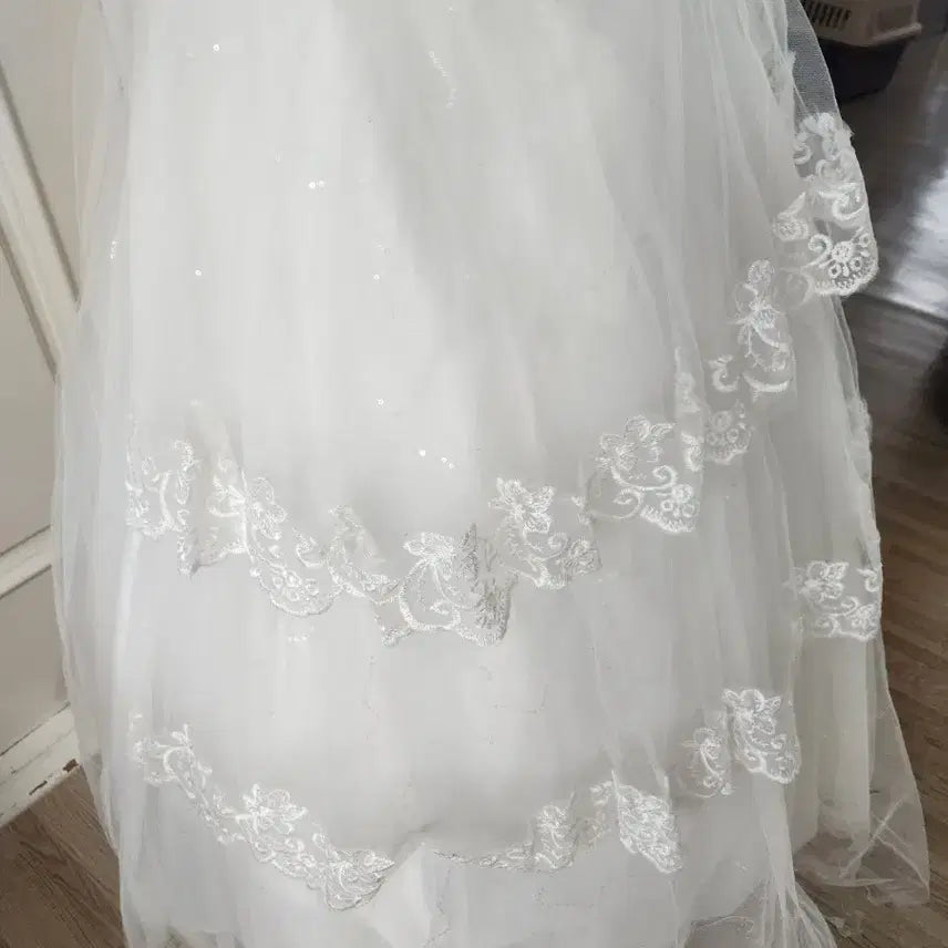 [BUNJANG] Wedding Dress Graduation Photo Dress / 판매)웨딩드레스 졸업사진드레스